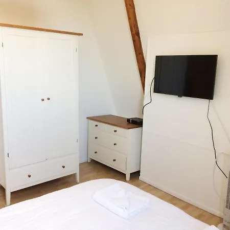 Van Oldenbnb *